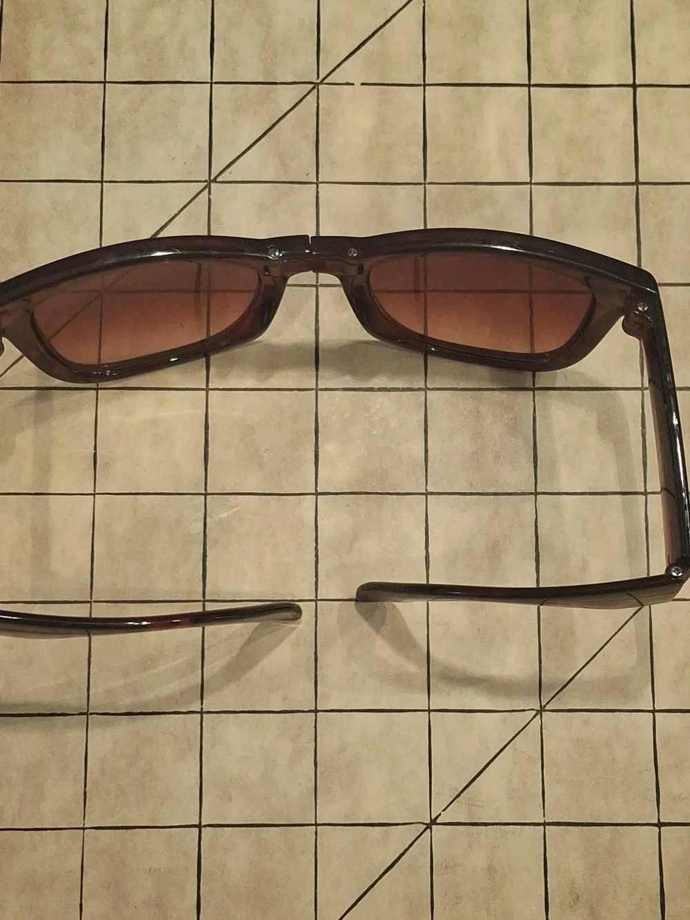 Men’s Brown Foldable Sunglasses - Classic Brown Frame